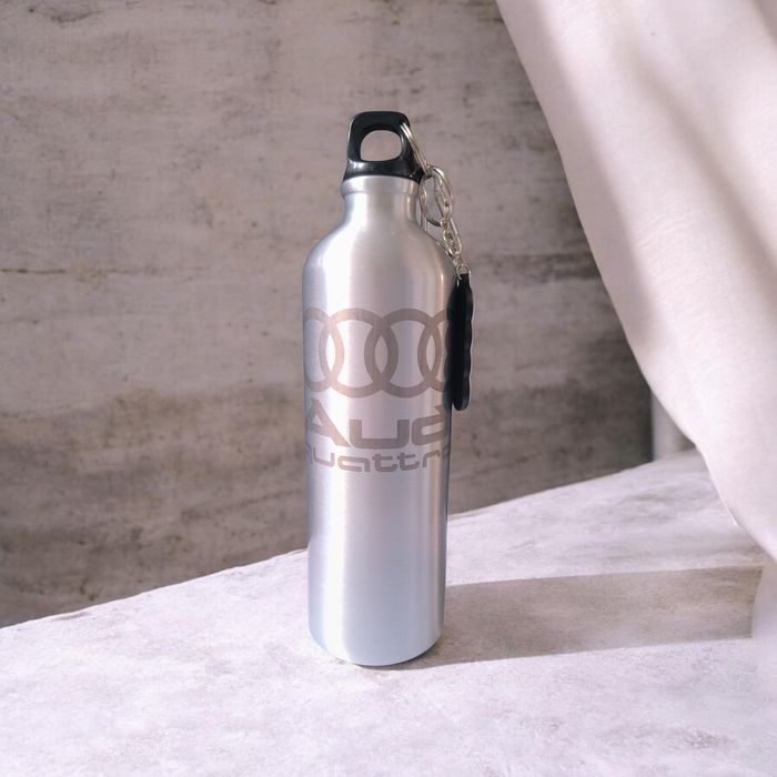 Bidon metalowy Audi 700ml