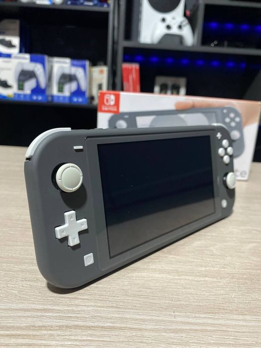 Nintendo switch lite портативна консоль