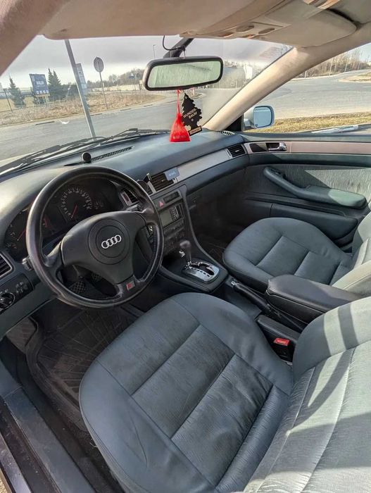 Audi A6 2.4 Automat + opony