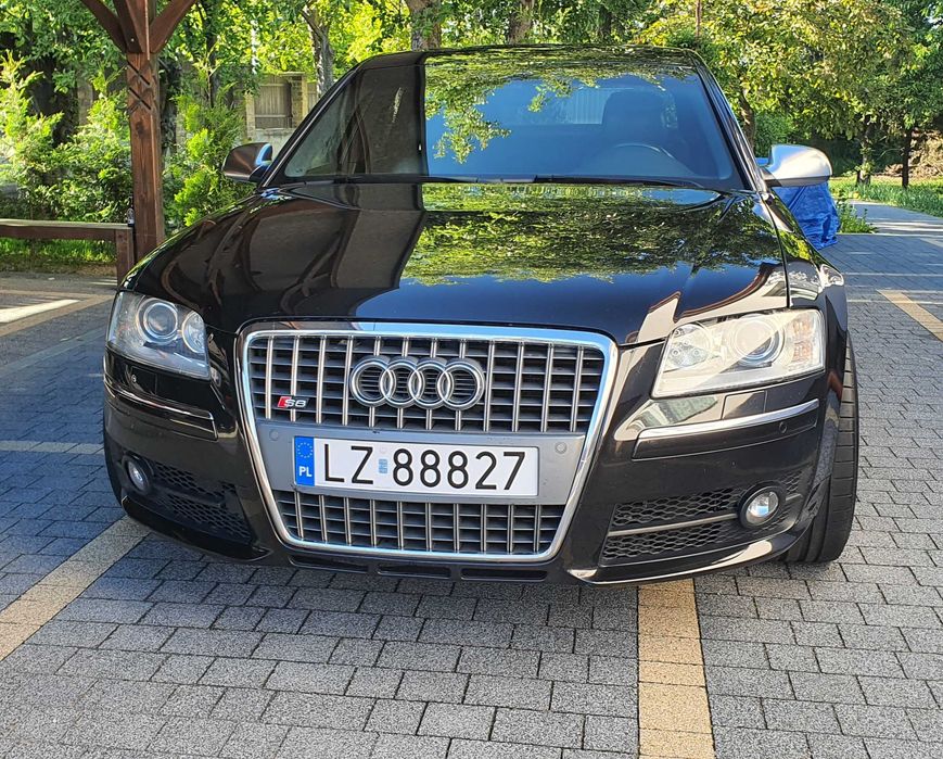 Audi S8