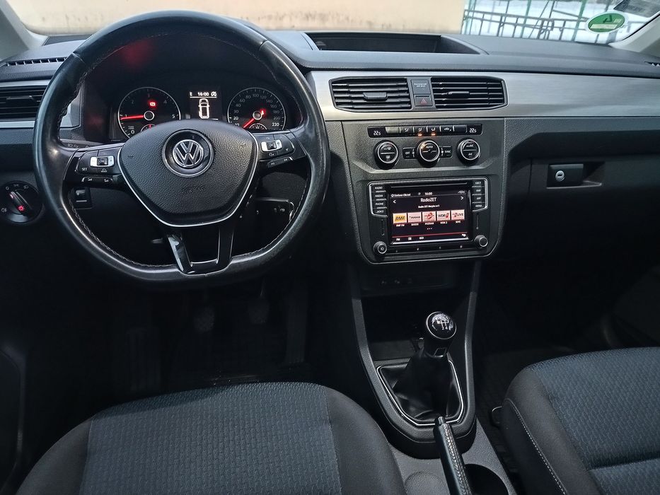 VW Caddy - super stan.
