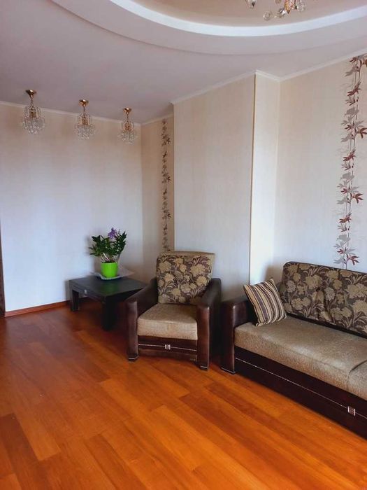 Чайка Киево-святошинский  Печерская 2 аренда 2 ком 80 м.цена 17000 грн