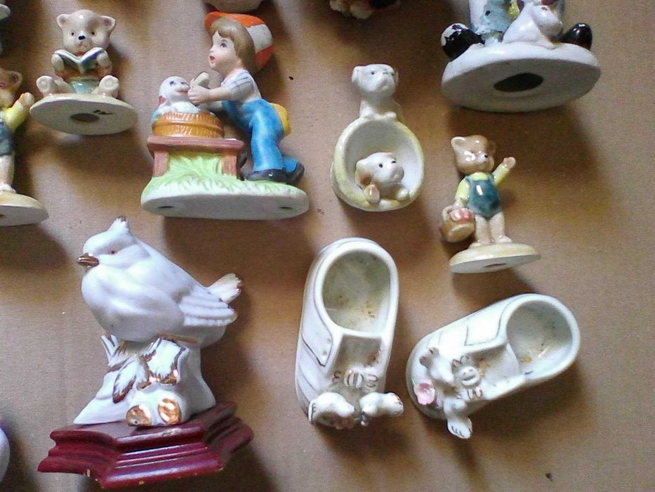 conjunto loiça alusiva a animais