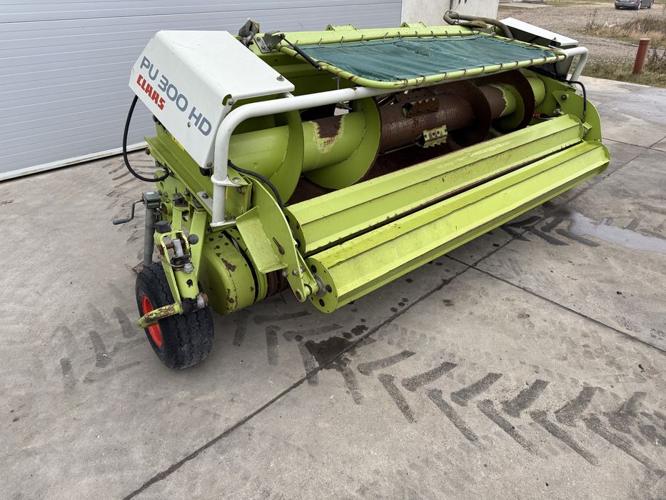 Podbieracz do trawy Claas PU 300 HD ,jaguar nie john deere.new holland