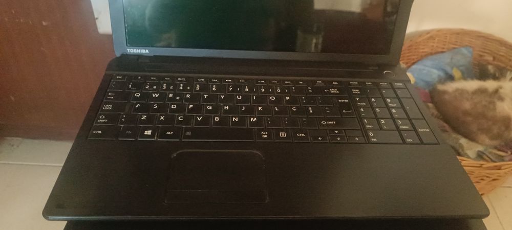 Toshiba Intel i5