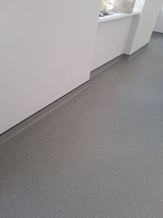 Укладка линолеума,  ковролина , заливка нивелир масса