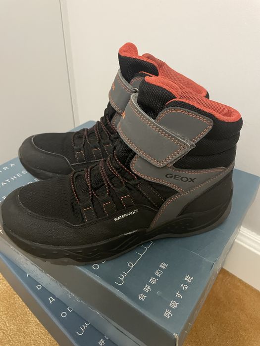 Geox зимові для хлопчиків. 36 розмір