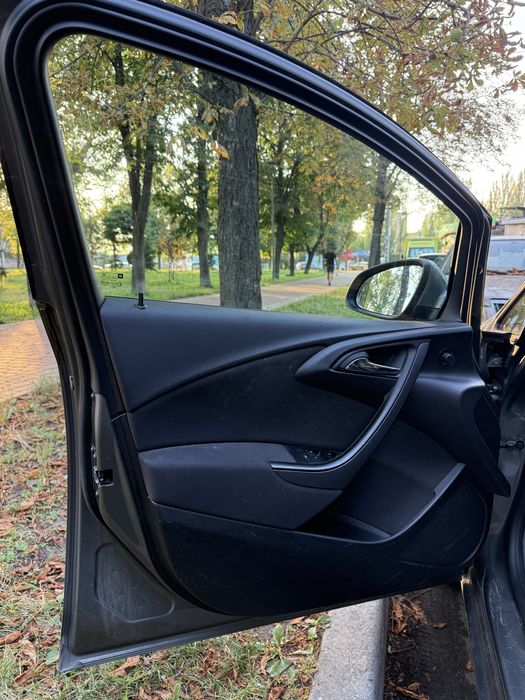 Opel astra J ПРОДАЖА