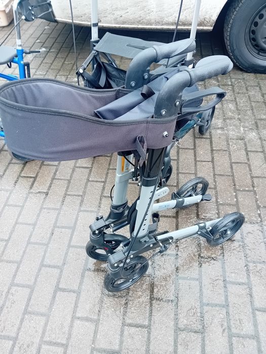 Balkonik inwalidzki kule