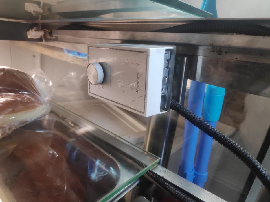 Lodówka, witryna chłodnicza szklana