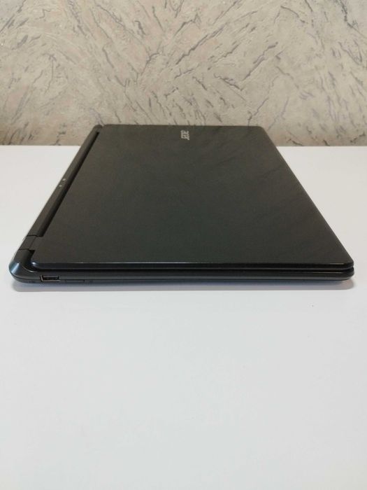 Не дорогой ноутбук Acer Aspire v5-573 / Core i5-4200U / 8/120 SSD / батарея 2 часа