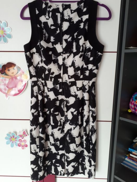 Sprzedam sukienkę H&M rozm.38