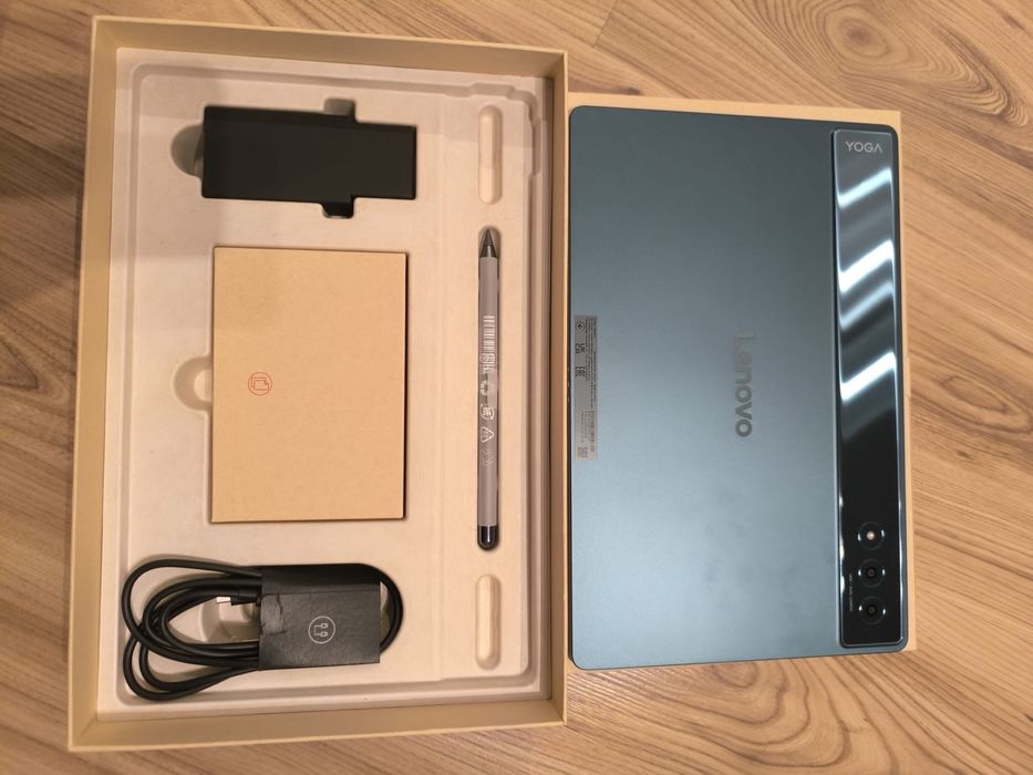 Yoga Tab Plus nowy