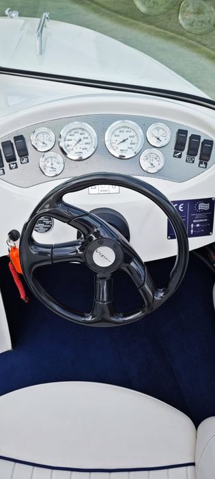 Łódź Motorową Viper