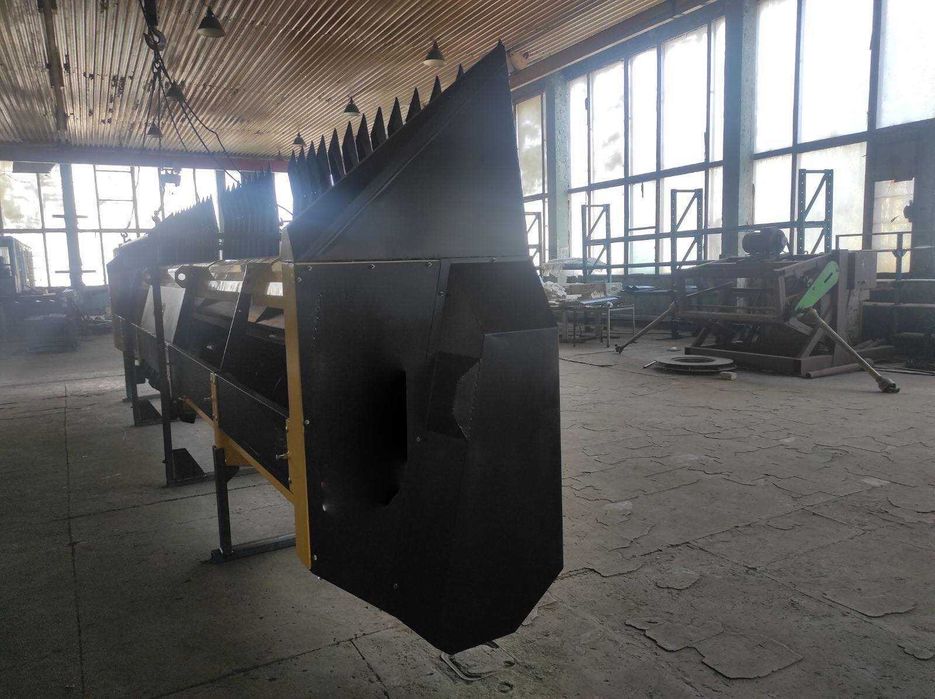 Жатка для уборки подсолнечника. Жатка  соняшникова.