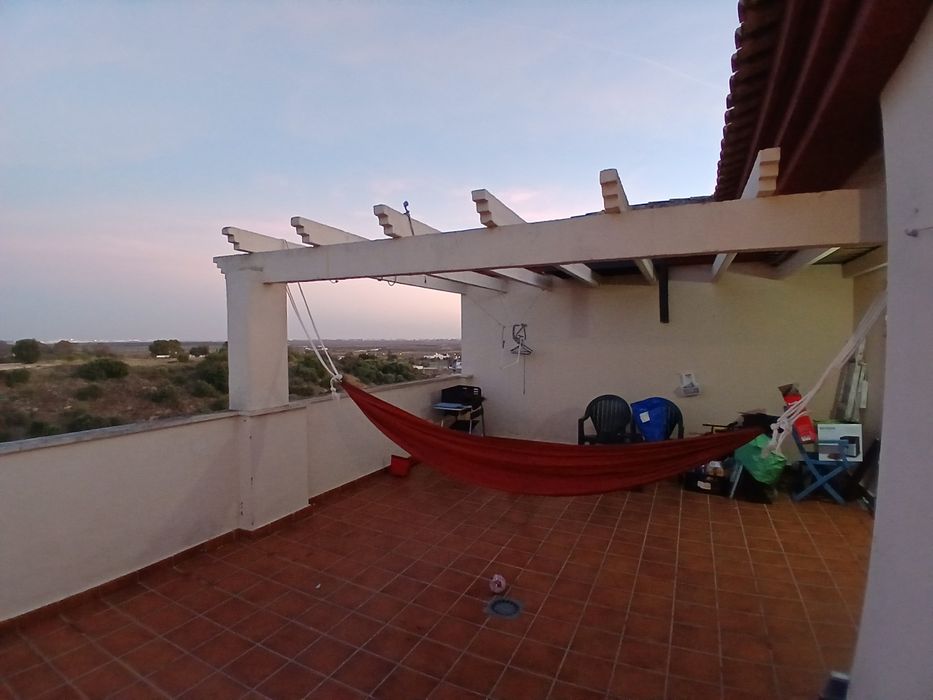 Quarto em apartamento cobertura com terraço 70m² e piscina  Ayamonte