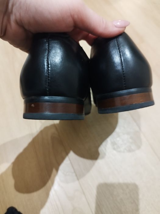 Czarne męskie półbuty Kazar roz 42