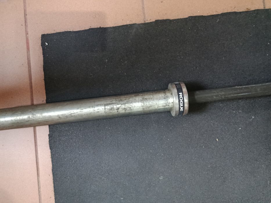 ROGUE - bumpers/discos e barra olímpica