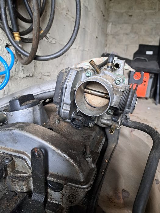 Audi a3 8l 1.8 Przepustnica