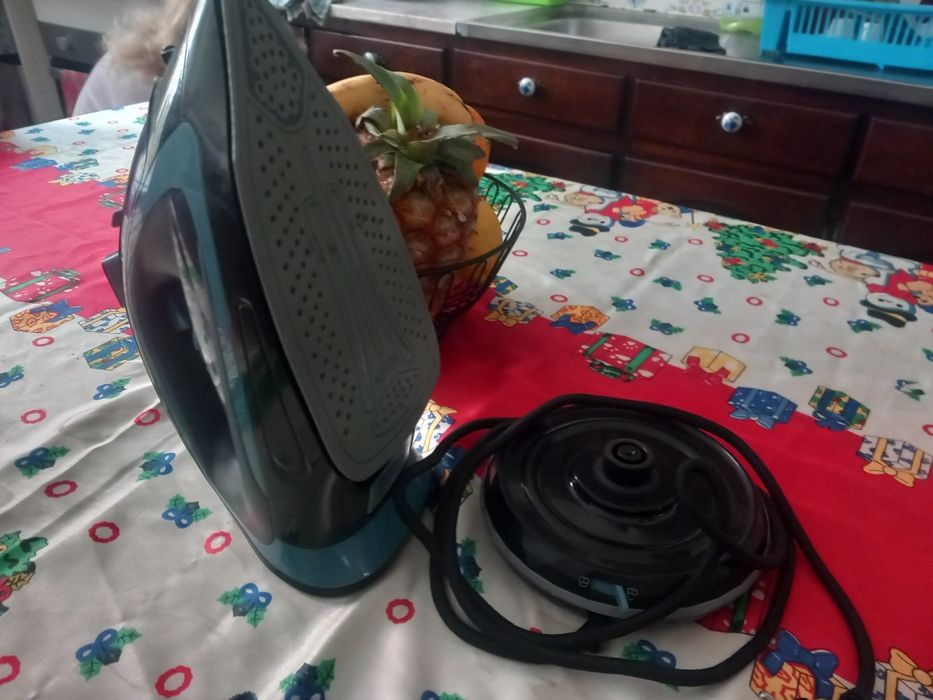 Vendo Ferro de engomar