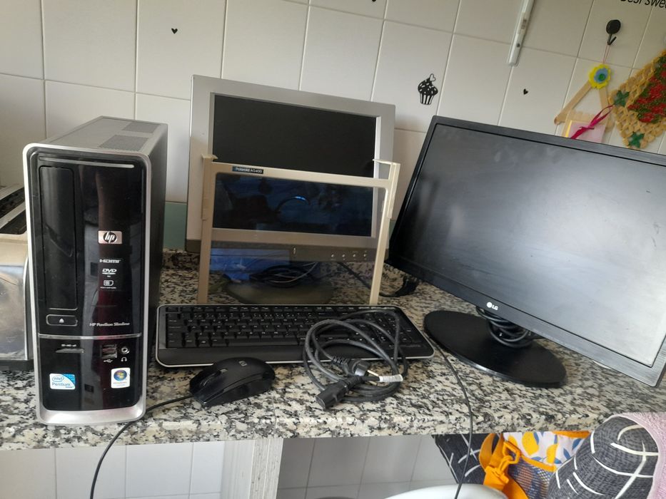 Computador com tudo incluído