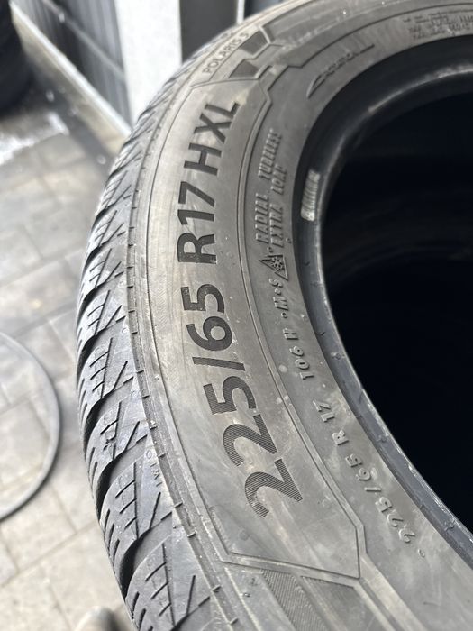 Шини резина 225/65/17 r17 Barum пара зимні