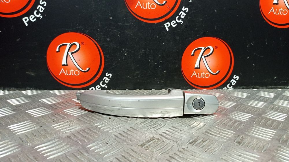 Puxador Exterior Frente Esquerdo Ford Focus Ii (Da_, Hcp, Dp)
