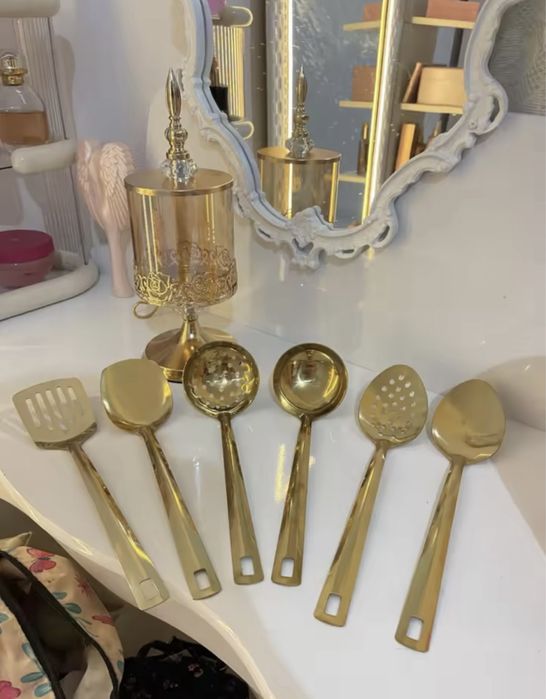 Кухонний набір з 12 предметів