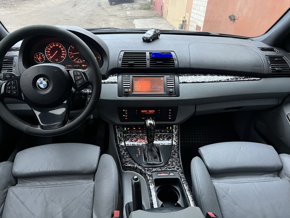 BMW E53 2003 3.0 m57