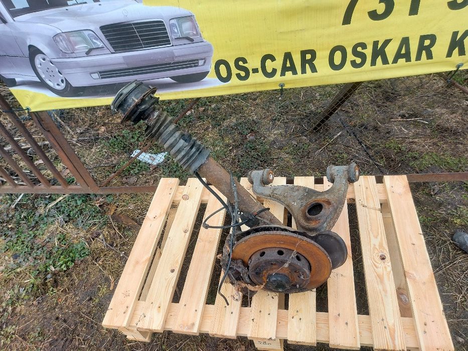 Mercedes w124 zwrotnica wahacz zacisk amortyzator prawy przód 2.5