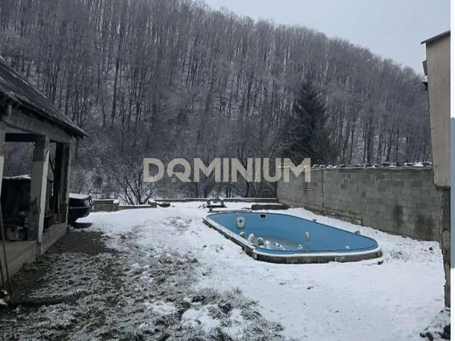 Продаж 3-х поверхового будинку в Рокосові