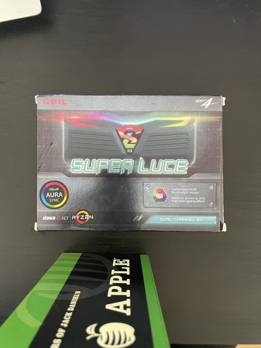 Memória Ram Geil Super Luce RGB