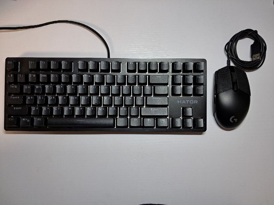 Игровой комплект: клавиатура + мышка
Продаю качественный игровой