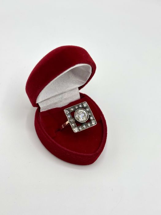 Stary Pierścionek w stylu Art Deco z brylantem 1,25ct