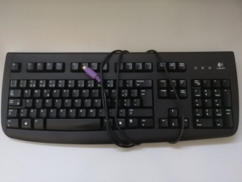 Computers, projectors, monitors, keyboards, speakers, and webcams64861178083587124