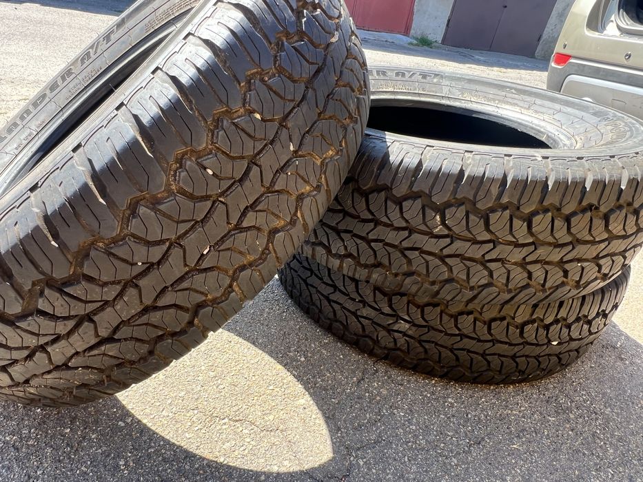 LT 275 70R18 125/122S Pawer Lender A/T