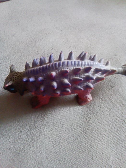 Figurka dinozaur