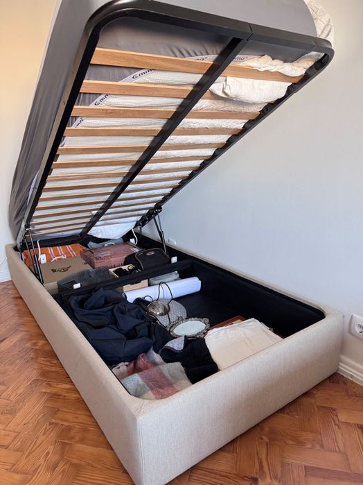 Base de cama solteiro | Sommier estofado com arrumação