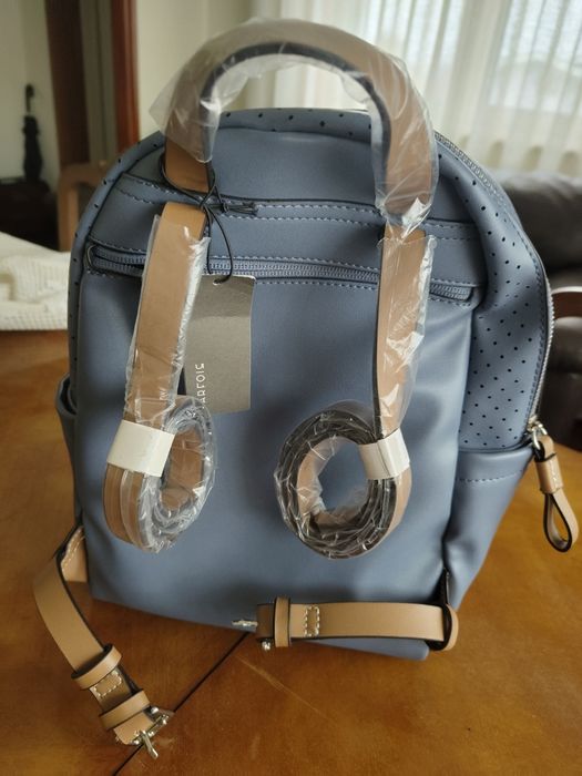 Mochila Parfois nova