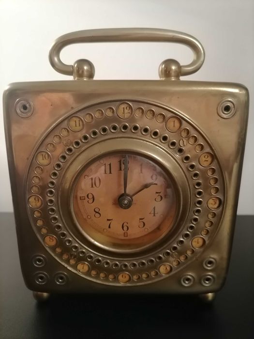 Relógio maquinaria mecânica produzida entre 1920 e 1950