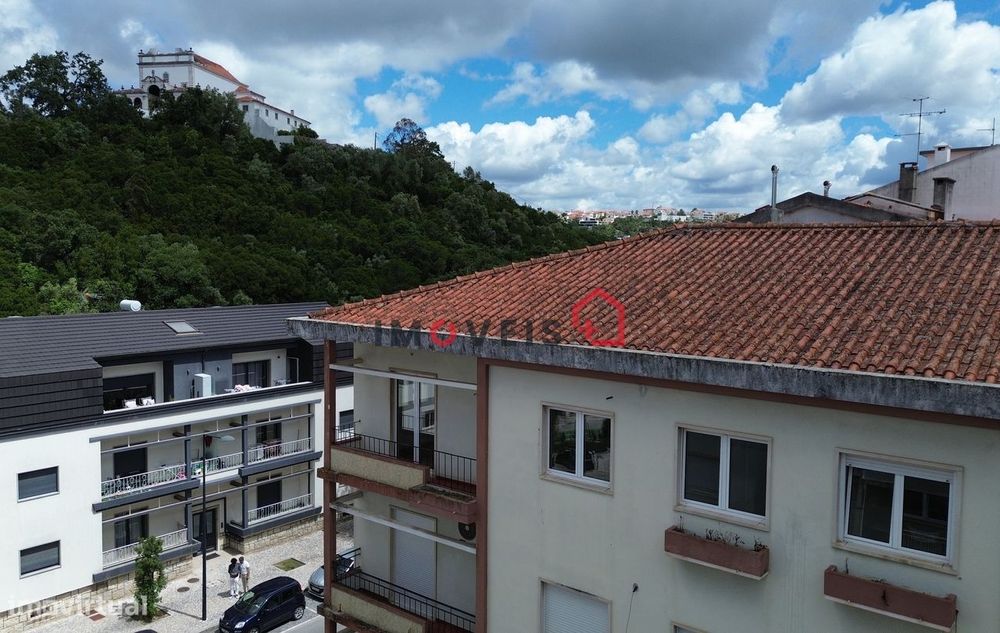 Apartamento T6 - Leiria