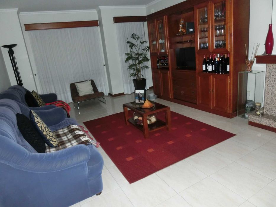 Câmara Digital Casio Alta Velocidade EXILIM EX-ZR300