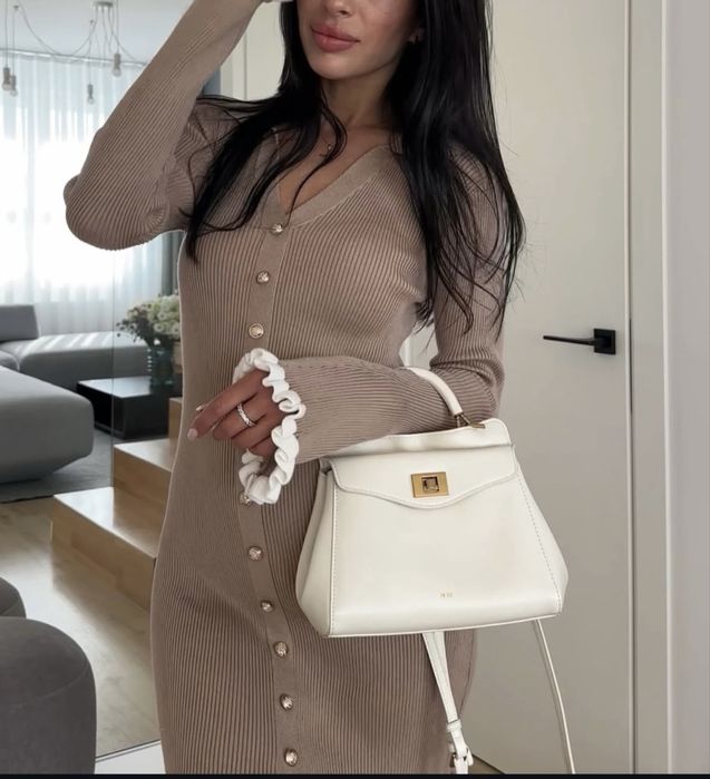 Трикотажна сукня