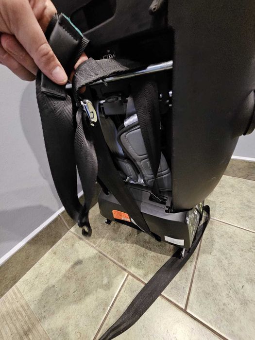 Britax Römer Advansafix IV Romer isofix