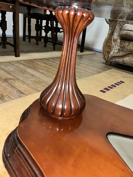 Mesa de Centro Antiga