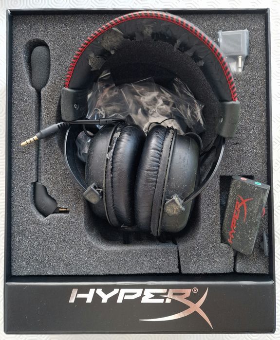 Auscultadores Gaming HyperX CLOUD PS4, PC E MOBILE (USADOS)