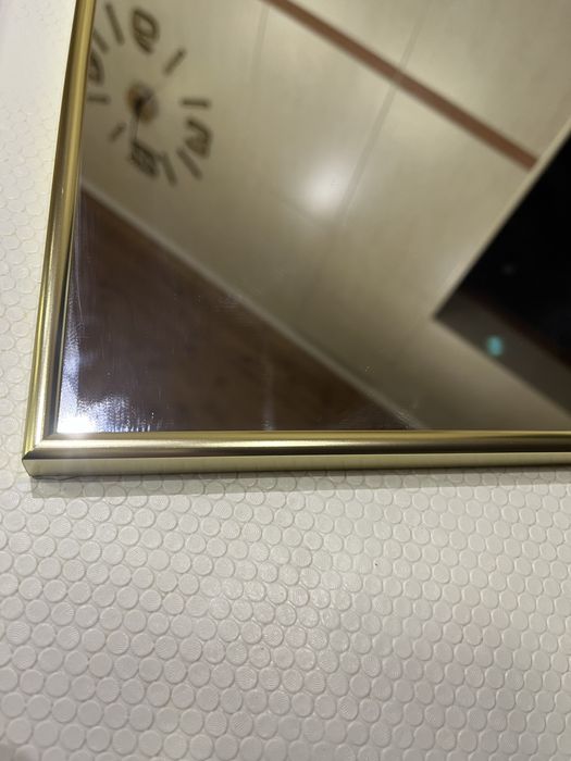 2 espelhos dourados cada 15€