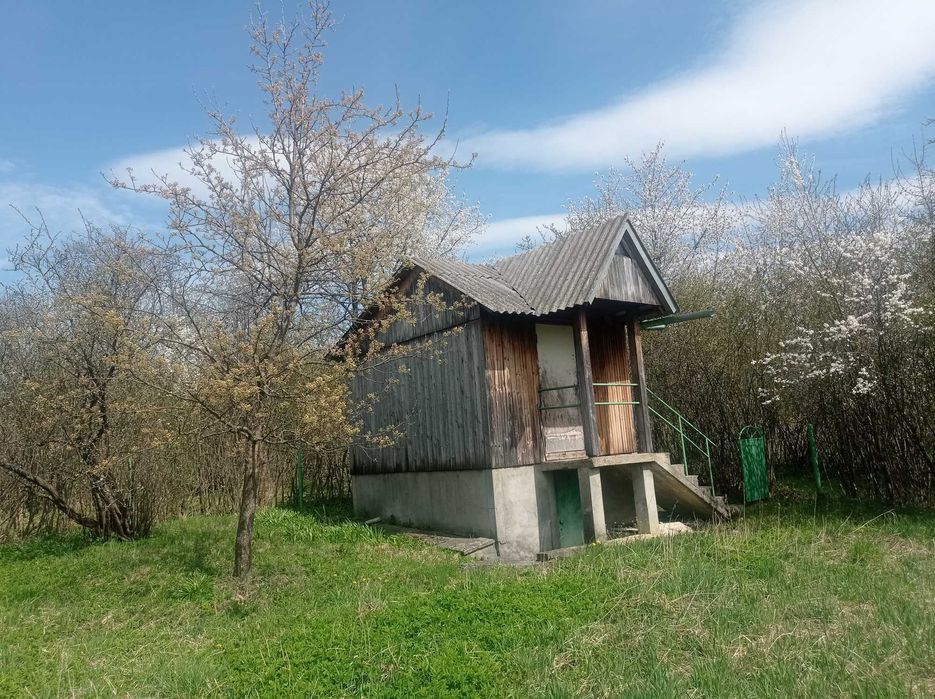 Дача з добротним будиночком в с. Мала Тур'я Івано - Франківської обл.