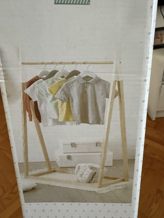 Suporte para roupa - novo