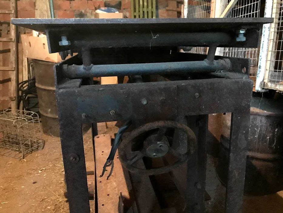 Продам станок деревообробний